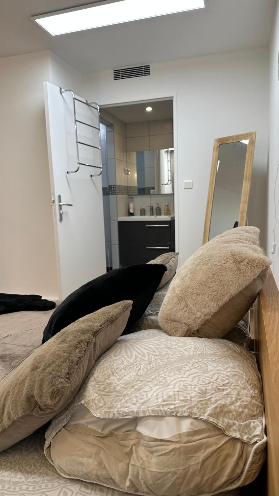 Appartement 5Min To Disneyland, Parking Prive Мани льо Онгр Екстериор снимка